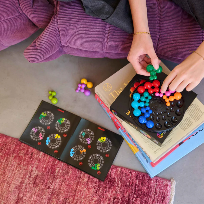 IQ Deluxe Logic Game - Circle