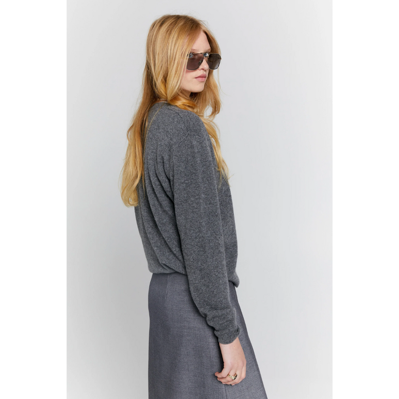 Classic Cashmere Sweater - Charcoal