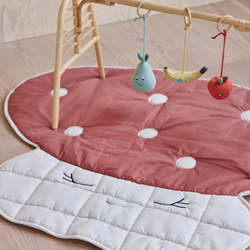 Mushroom Quilted Blanket - Red