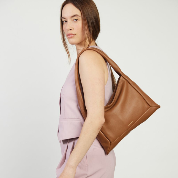 Hazel Shoulder Bag - Tan Luxe