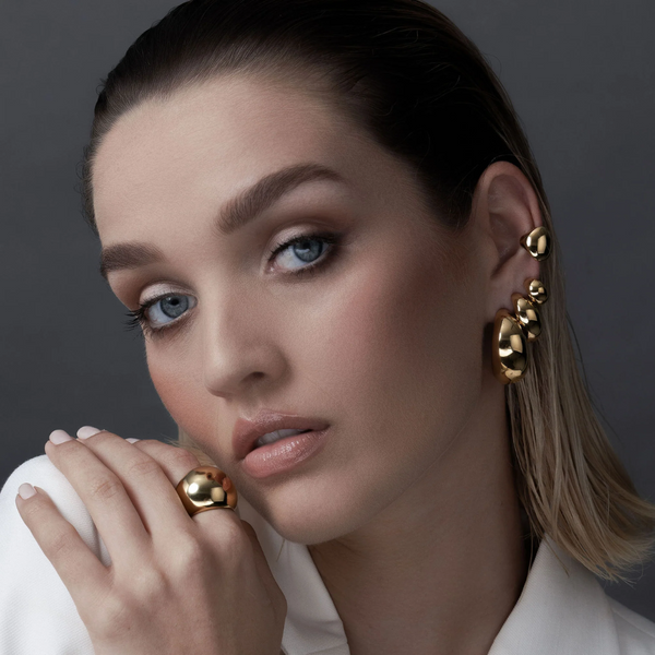 Dynamic Medium Hoop Earrings - Silver