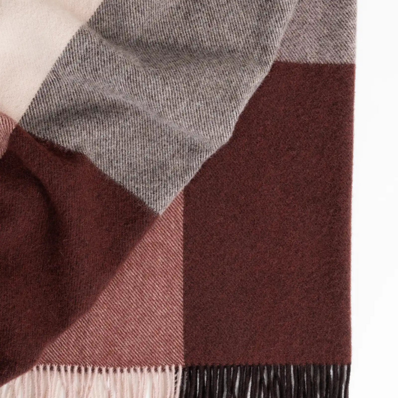 Brookside Throw - Beetroot