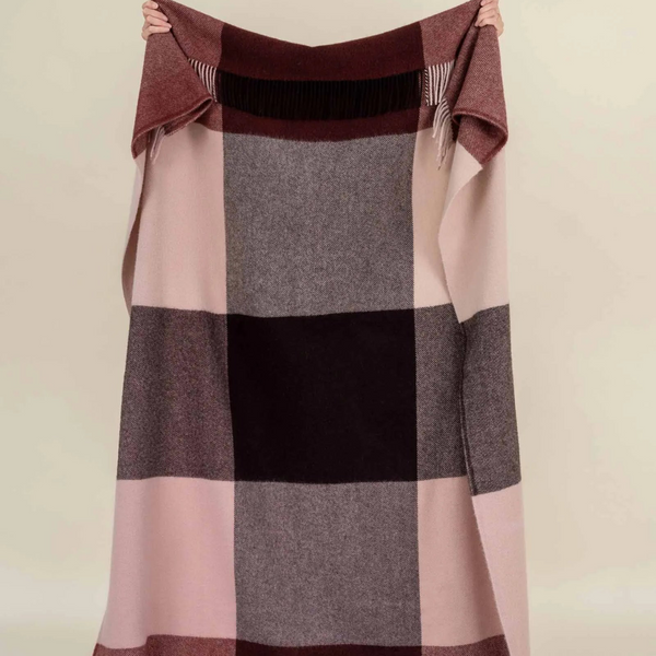 Brookside Throw - Beetroot