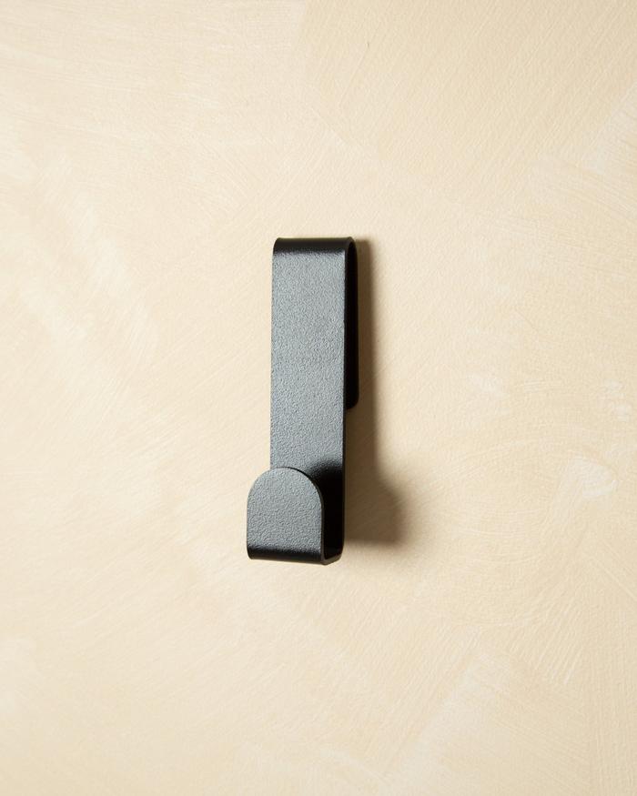 Fold Loop Hook - Black